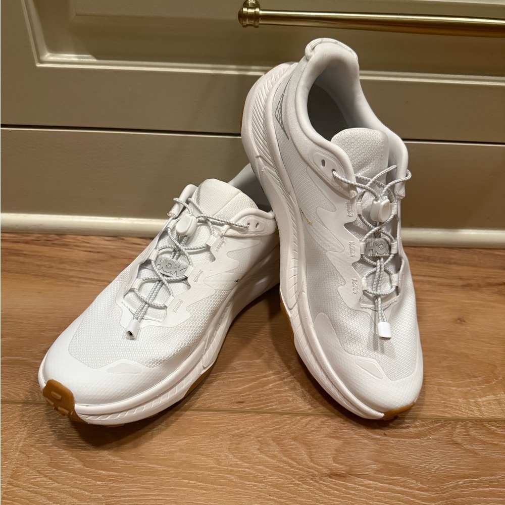 Hoka Transport